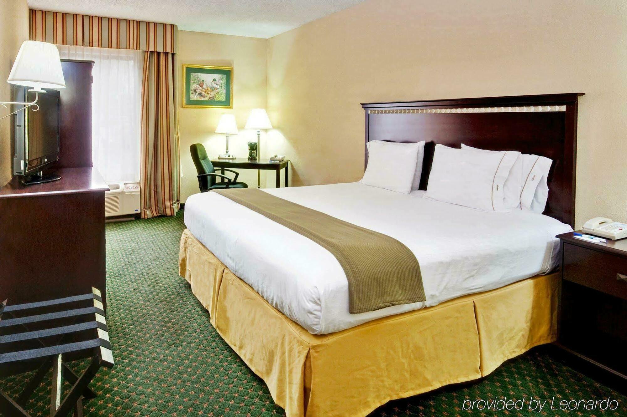 Holiday Inn Express Memphis Medical Center - Midtown By Ihg Exterior photo
